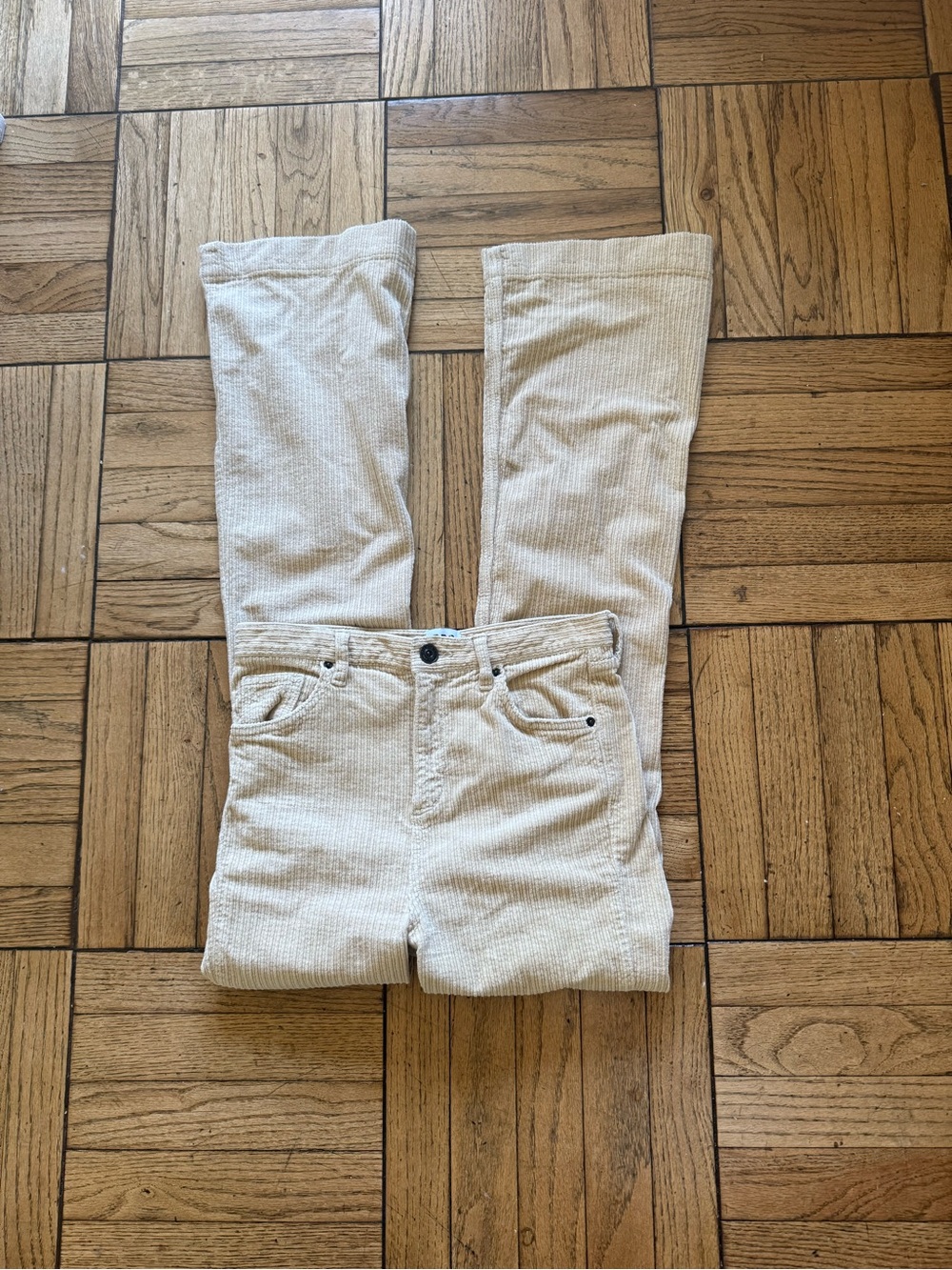 BDG Women's Straight Corduroy Jeans in Cream
